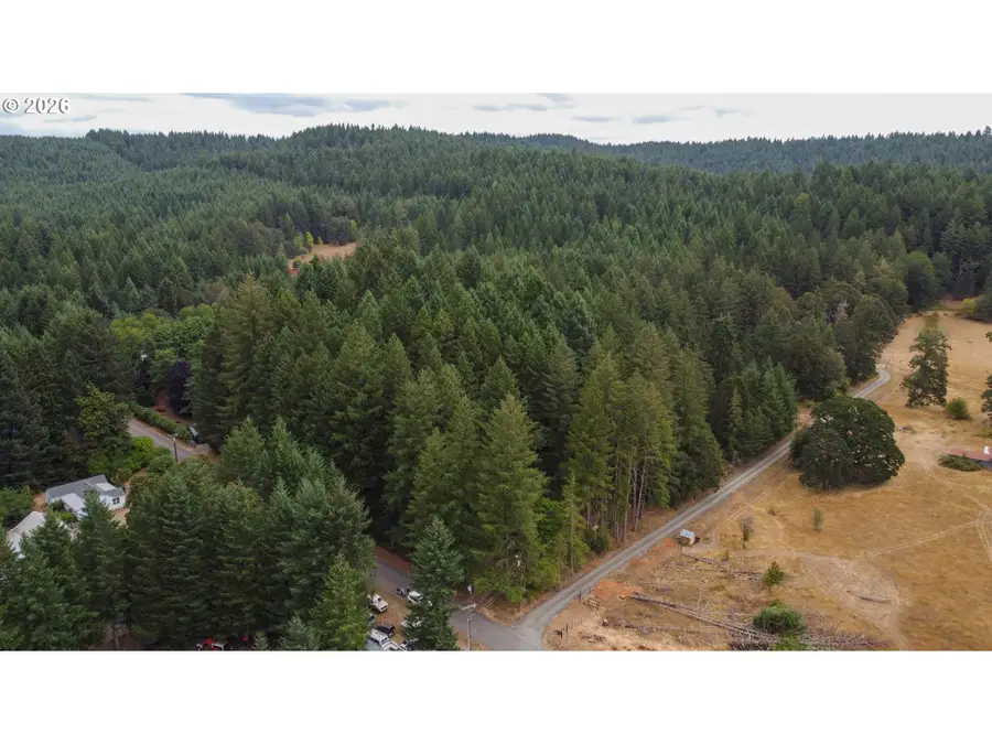 89321 Fields Rd, Elmira, OR 97437 - #2