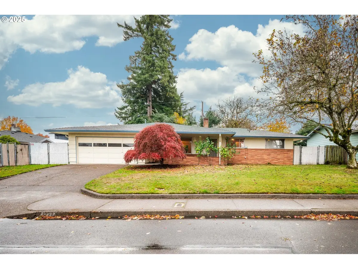 13222 NE Fremont St, Portland, OR 97230 - Image #1