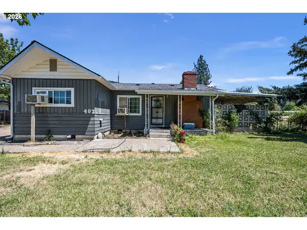 402 N D St, Lowell, OR 97452