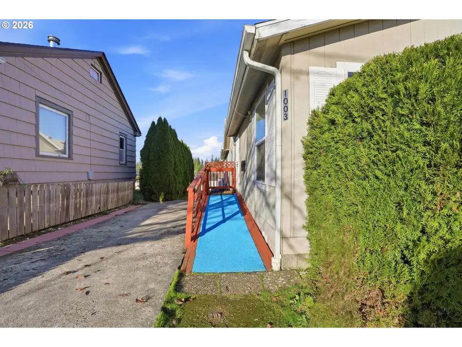 1003 Lord St, Kelso, WA 98626 - Image #3