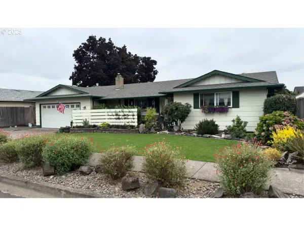 2268 9th St, Springfield, OR 97477