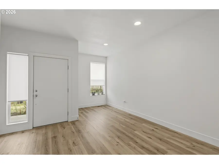 6371 SE 84th Ave, Portland, OR 97266 - #2