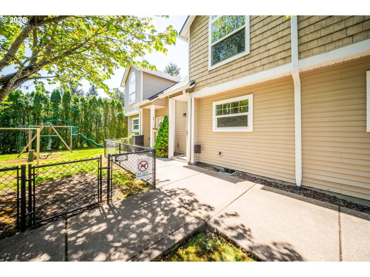 19153 SE Yamhill St #22, Portland, OR 97233 - #1