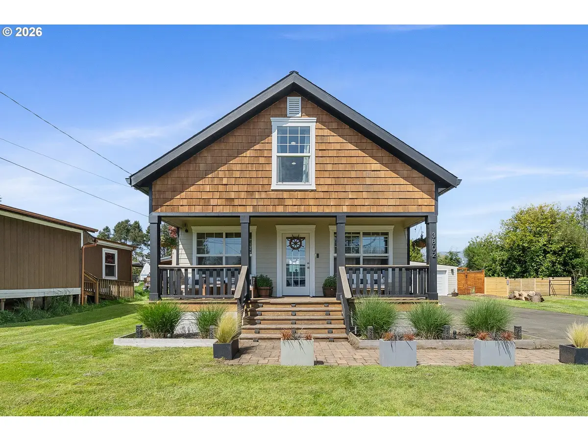 3802 Maple Ln, Tillamook, OR 97141 - #1