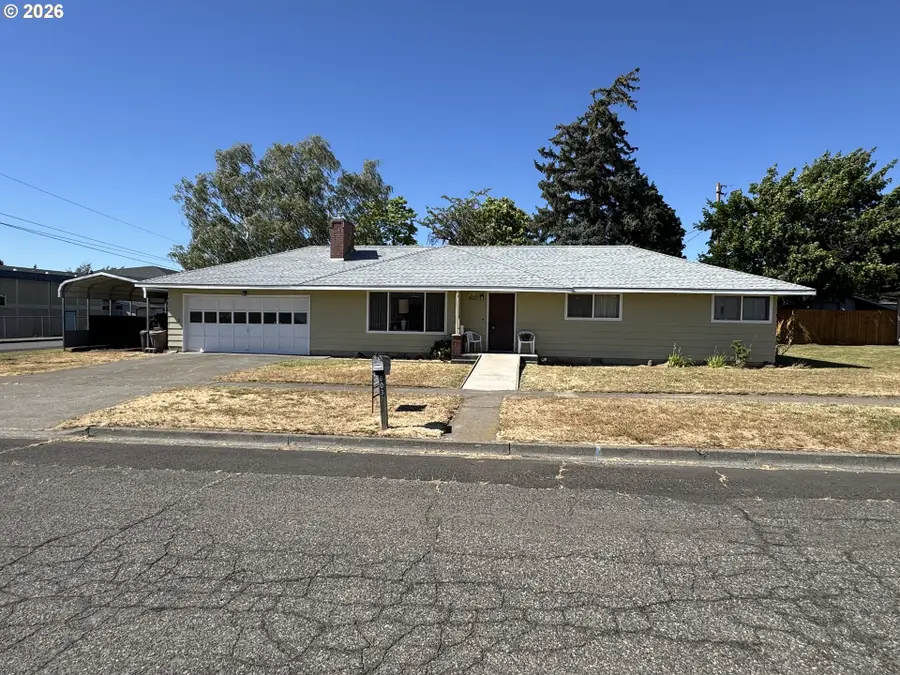 603 E Brooks St, Goldendale, WA 98620 - #2