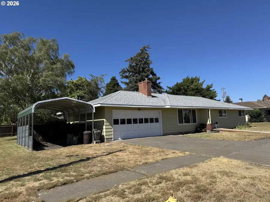 603 E Brooks St, Goldendale, WA 98620 - #3