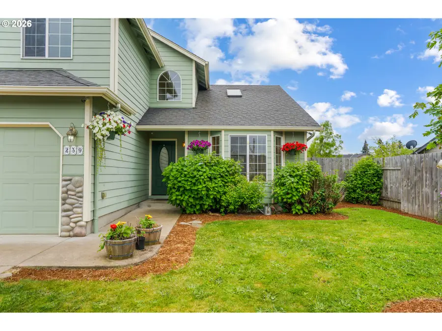 239 Blue Jay Loop, Creswell, OR 97426 - #2