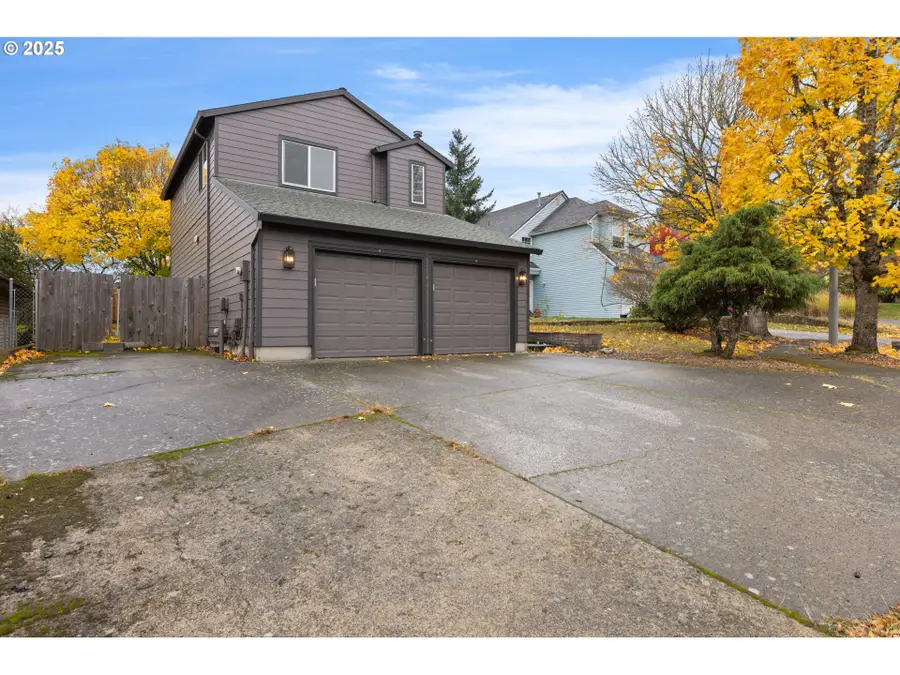 1212 SW Edgefield Ave, Troutdale, OR 97060 - Image #3