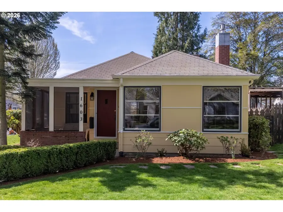 1603 23rd Ave, Longview, WA 98632 - #2