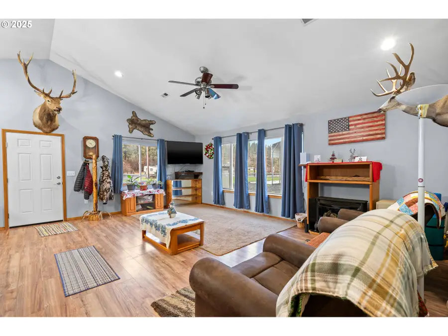 55225 Bingham Rd, Adams, OR 97810 - Image #3
