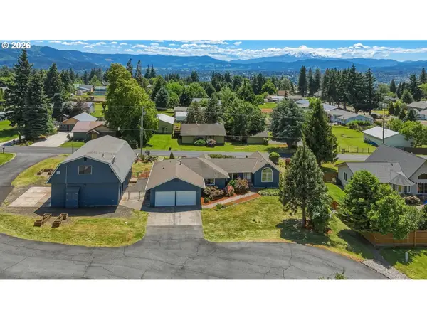 1114 Neal Rd, WhiteSalmon, WA 98672