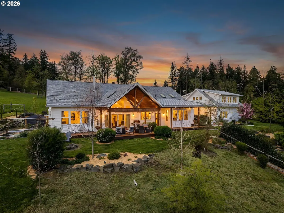 2764 E 40th Ave, Eugene, OR 97405 - #1