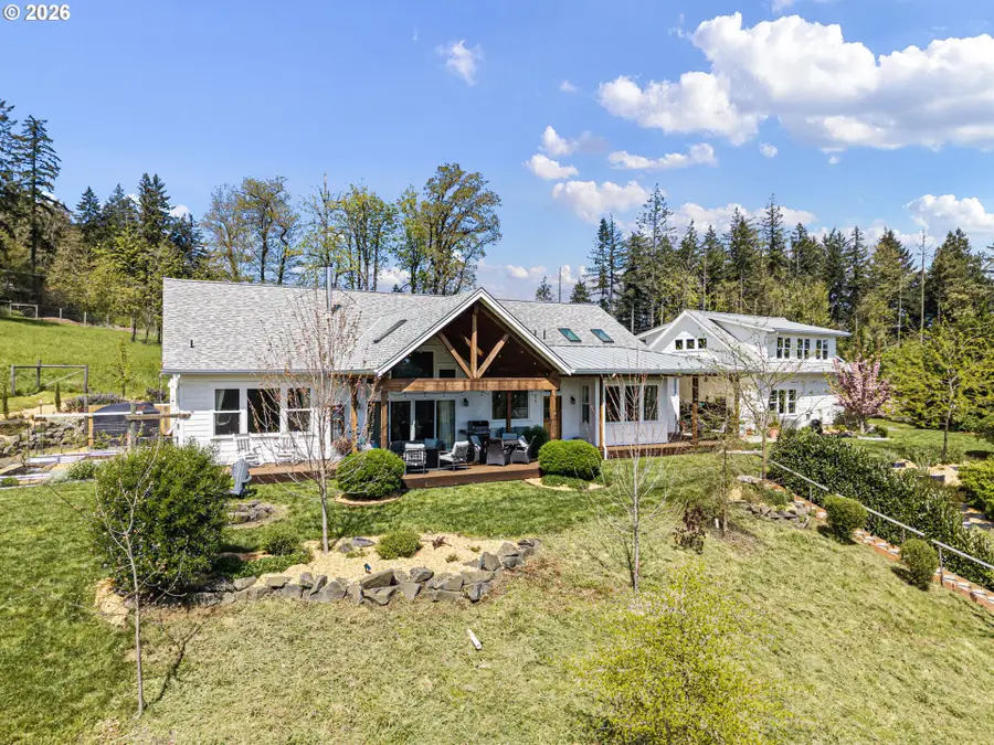 2764 E 40th Ave, Eugene, OR 97405 - #2