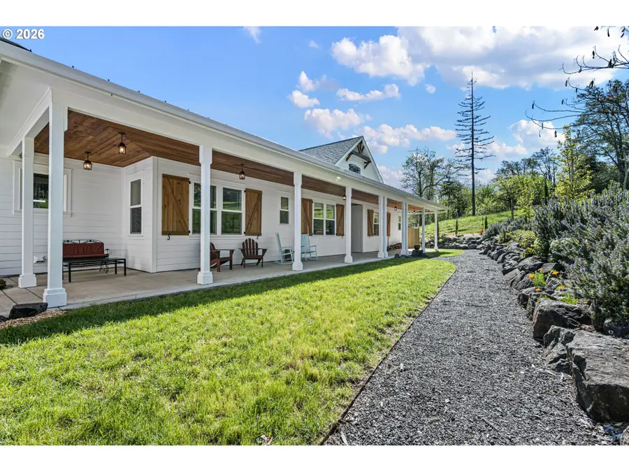 2764 E 40th Ave, Eugene, OR 97405 - #3