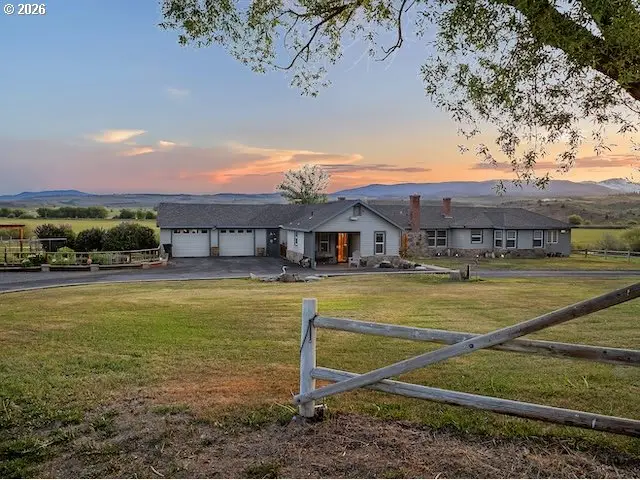 40290 Beaver Creek Loop, Baker City, OR 97814 - #1