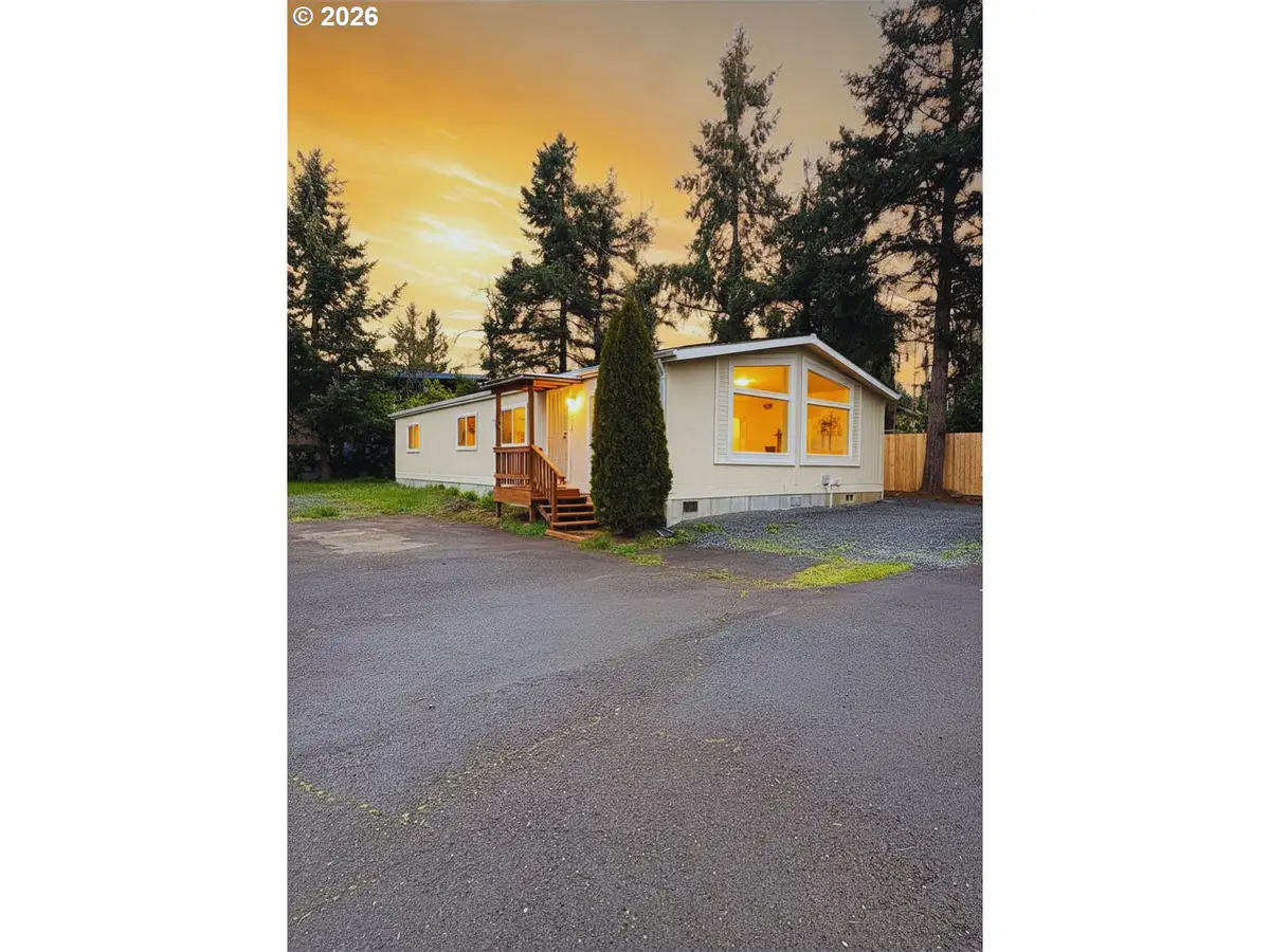 1524 S 8th St, Cottage Grove, OR 97424 - #1