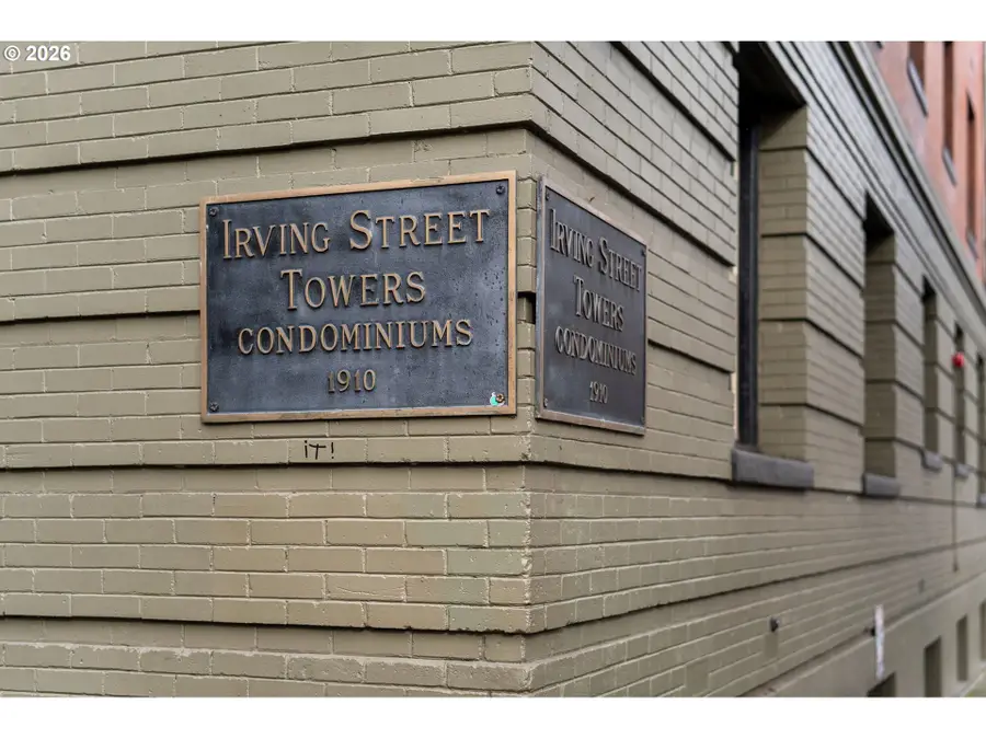 2109 NW Irving St Nw #410, Portland, OR 97210 - #2