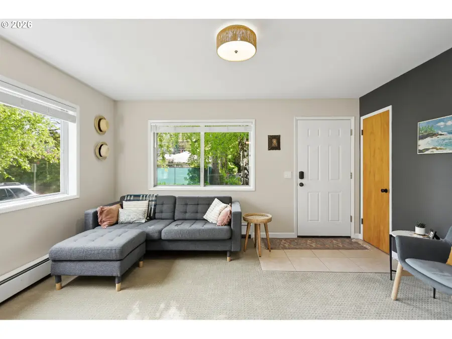 705 NE Church Pl, White Salmon, WA 98672 - #3