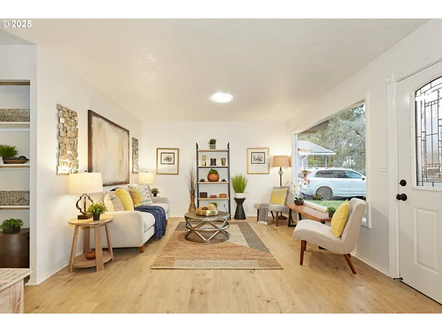 6527 SE 77th Ave, Portland, OR 97206 - Image #3