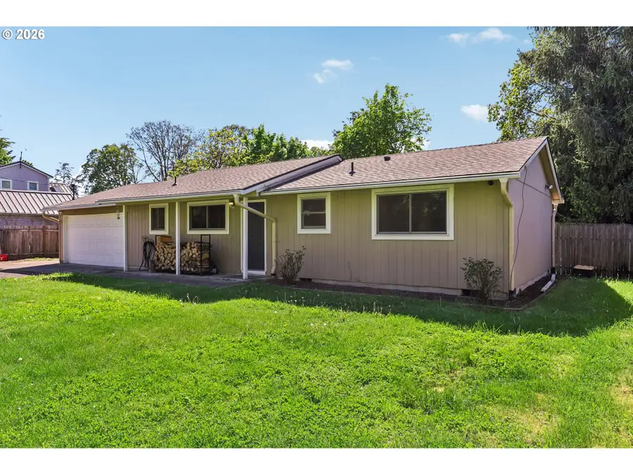 1680 N Davis St, Cornelius, OR 97113 - #2