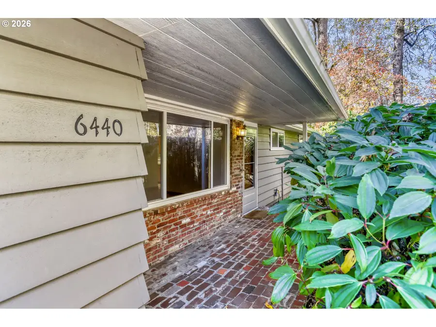 6440 SW Huber St, Portland, OR 97219 - #3
