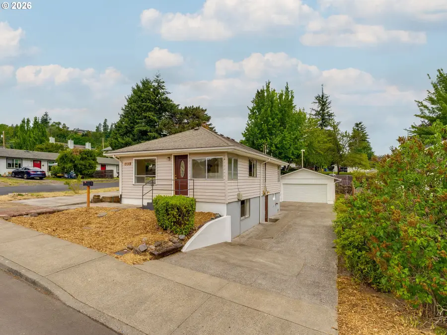 135 NW 15th Ave, Camas, WA 98607 - #3