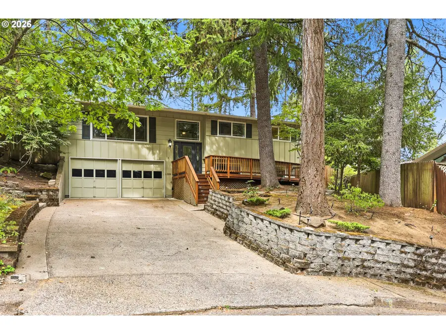 30 Coachman Dr, Eugene, OR 97405 - #3