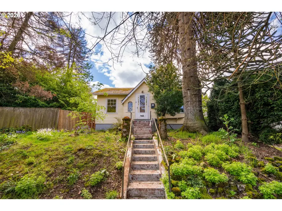 1516 N Winchell St, Portland, OR 97217 - #2