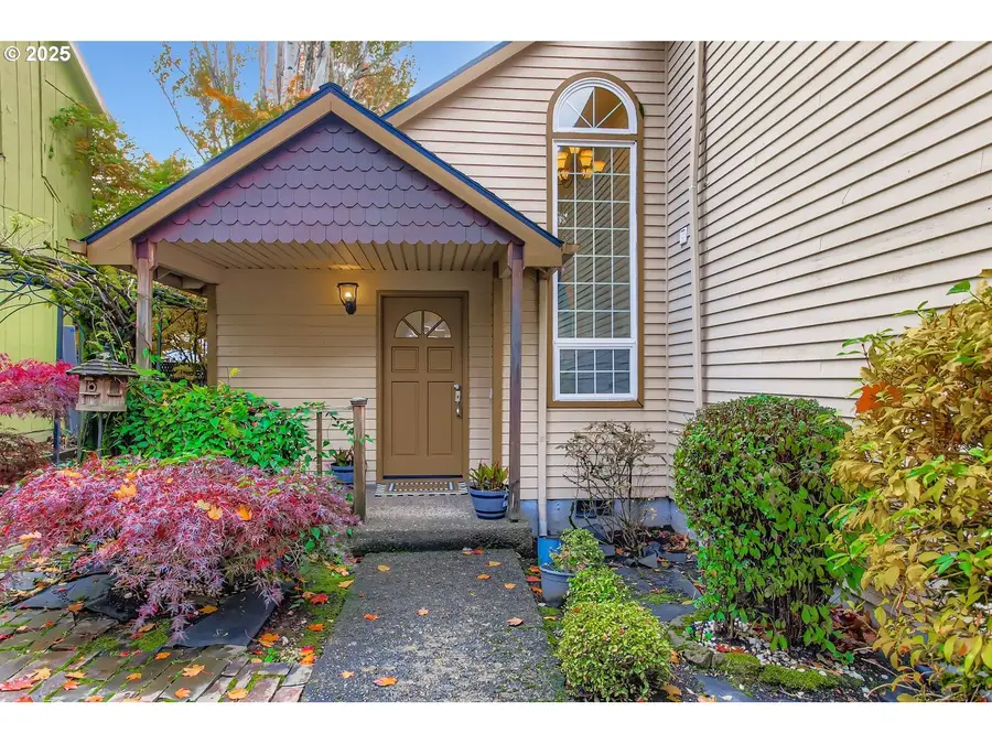 11840 SE Timber Valley Dr, Northwest Clackamas, OR 97086 - #2