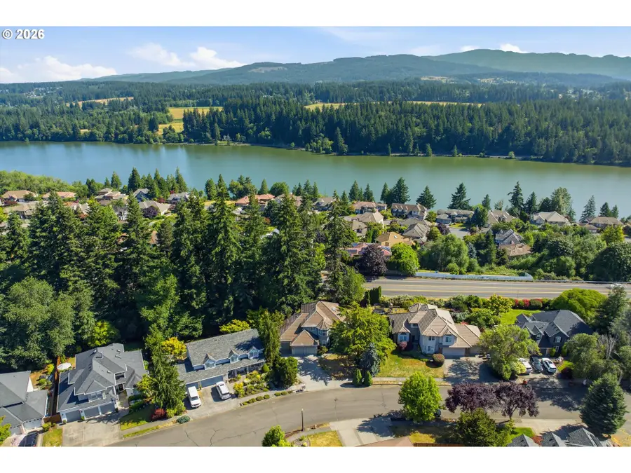 2125 NW 47th Ave, Camas, WA 98607 - #2