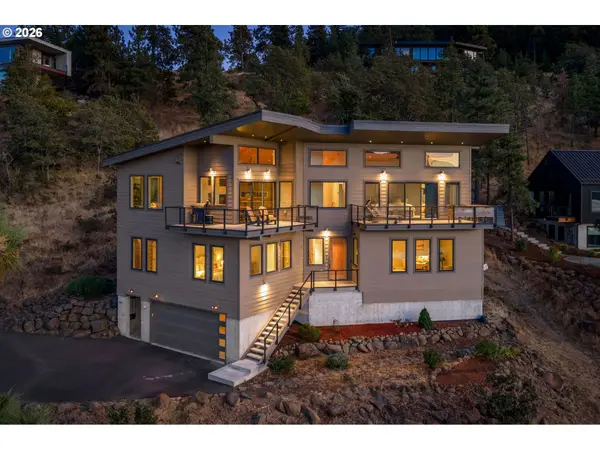 400 Maya Way, Mosier, OR 97040