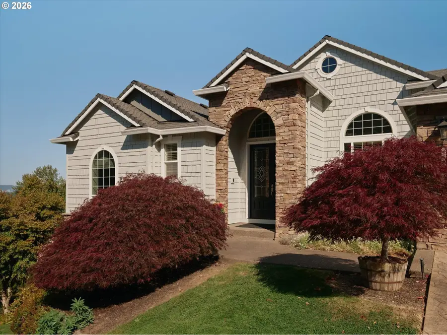 8512 SE Constance Dr, Northwest Clackamas, OR 97086 - #3