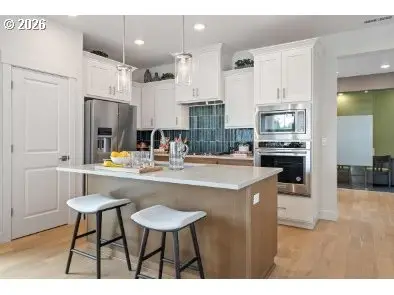 8568 SE Crabapple St, Hillsboro, OR 97123 - #2