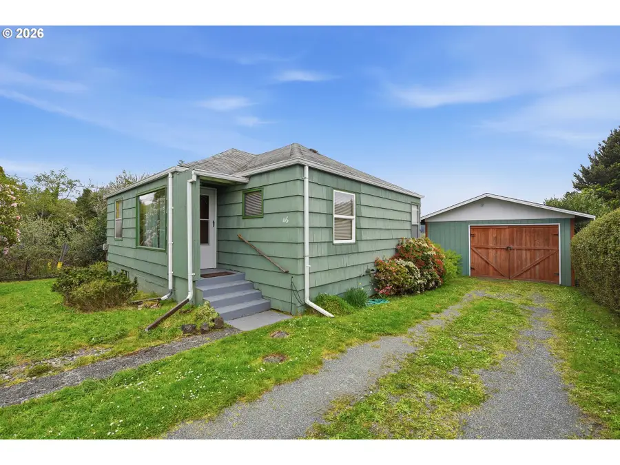 116 Fink St, Coos Bay, OR 97420 - #3