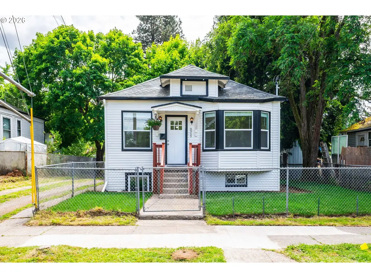 8950 N Smith St, Portland, OR 97203 - #1
