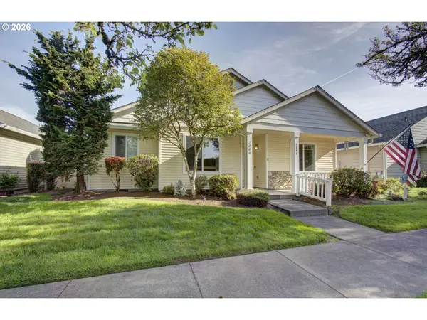 2004 NW 12th St, BattleGround, WA 98604