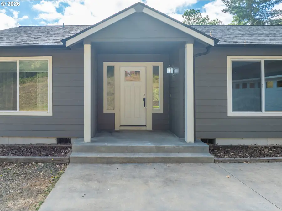 477 Palisade Dr, Roseburg, OR 97471 - #2