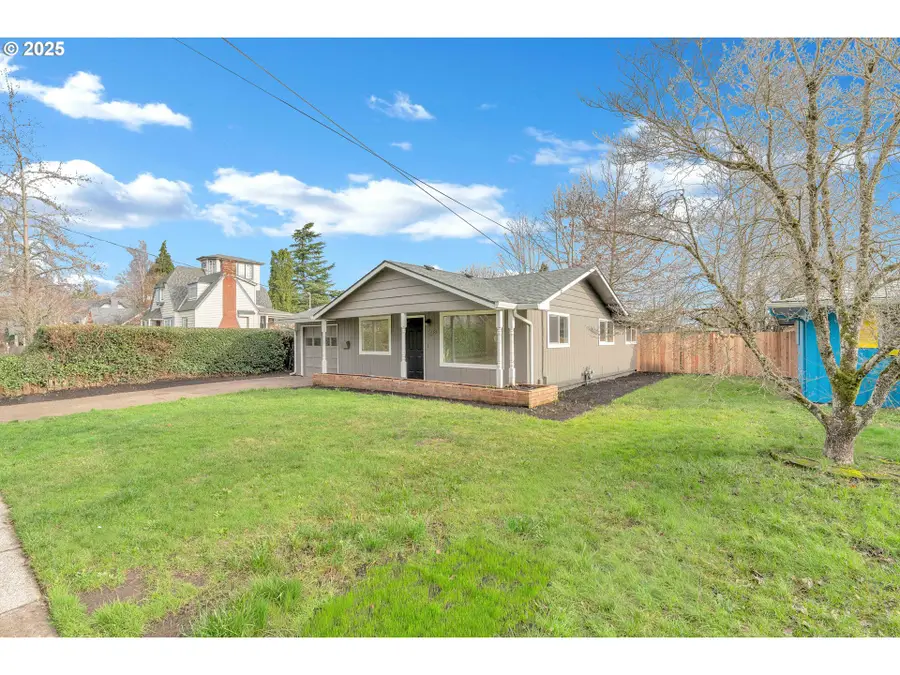 398 21st St, Salem, OR 97301 - Image #2