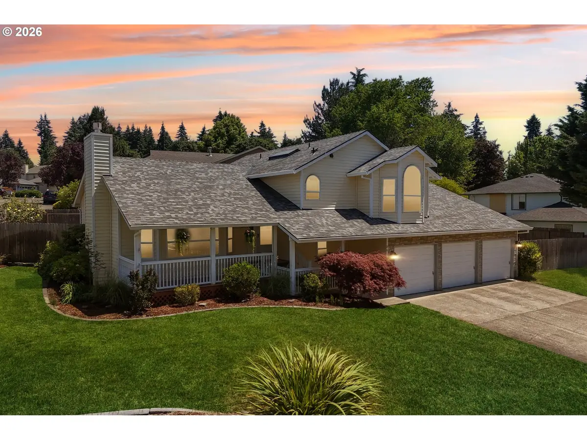 8915 NE 28th Pl, Vancouver, WA 98665 - #1