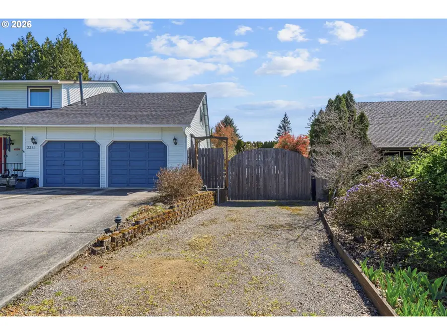2211 SE Park Crest Ave, Vancouver, WA 98683 - #2