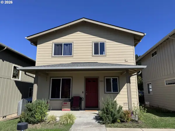 950 Arthur Ave, CottageGrove, OR 97424