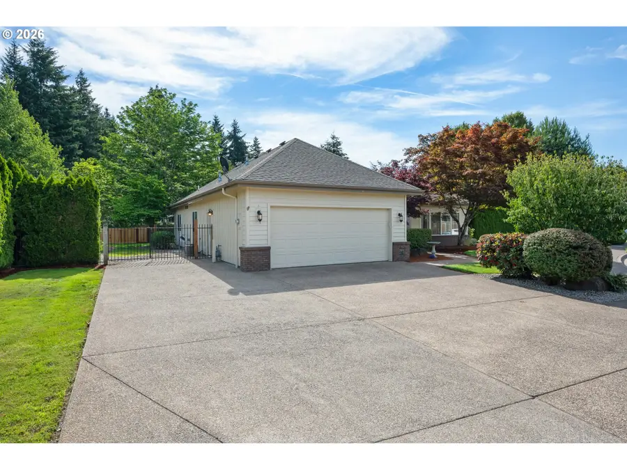 2971 Sarah Ln, Eugene, OR 97408 - #2