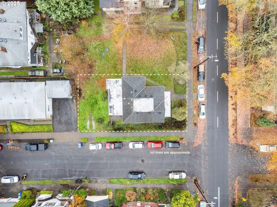 1705 SE Morrison St, Portland, OR 97214 - Image #2