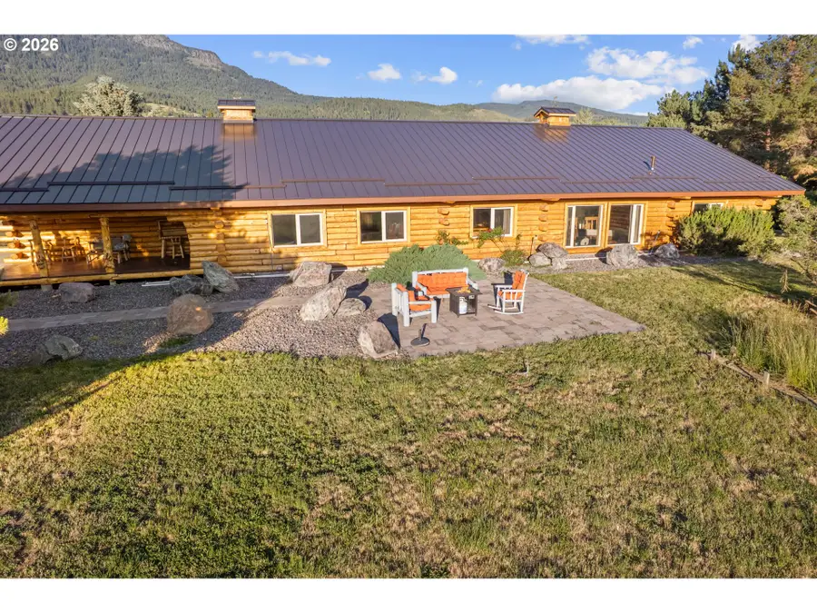 69568 Heritage Ln, Cove, OR 97824 - #2