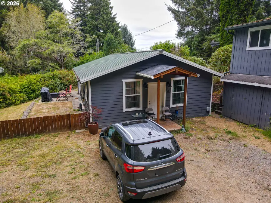 85690 Cherry St, Florence, OR 97439 - #3