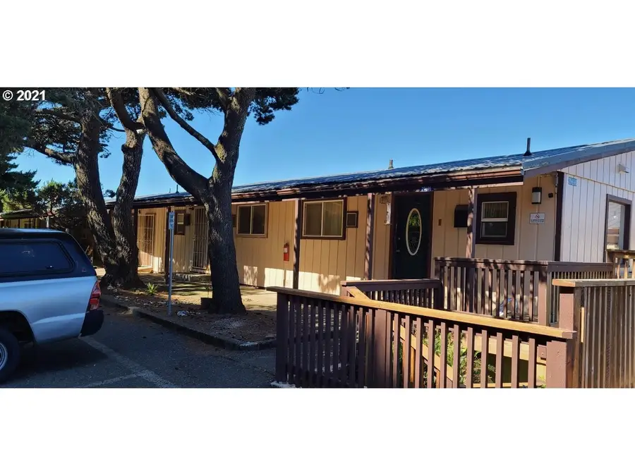 29696 Shore Pine Ln, Gold Beach, OR 97444 - #3