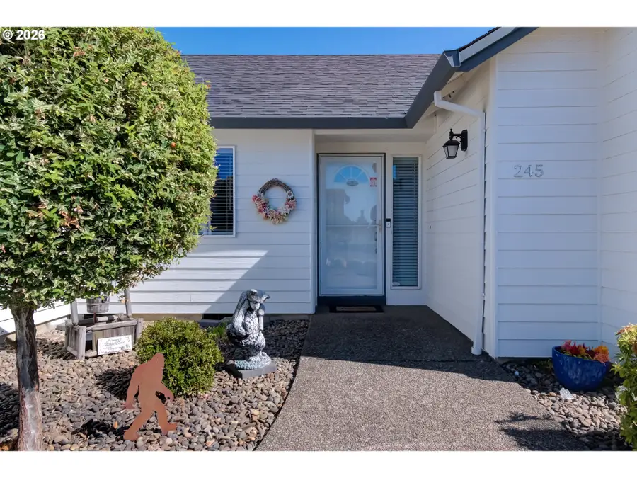 245 Taurus St, Molalla, OR 97038 - #2