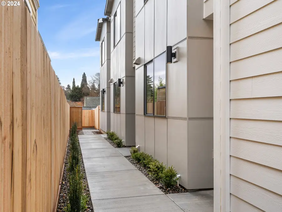 2234 SE Ankeny St #3, Portland, OR 97214 - #2
