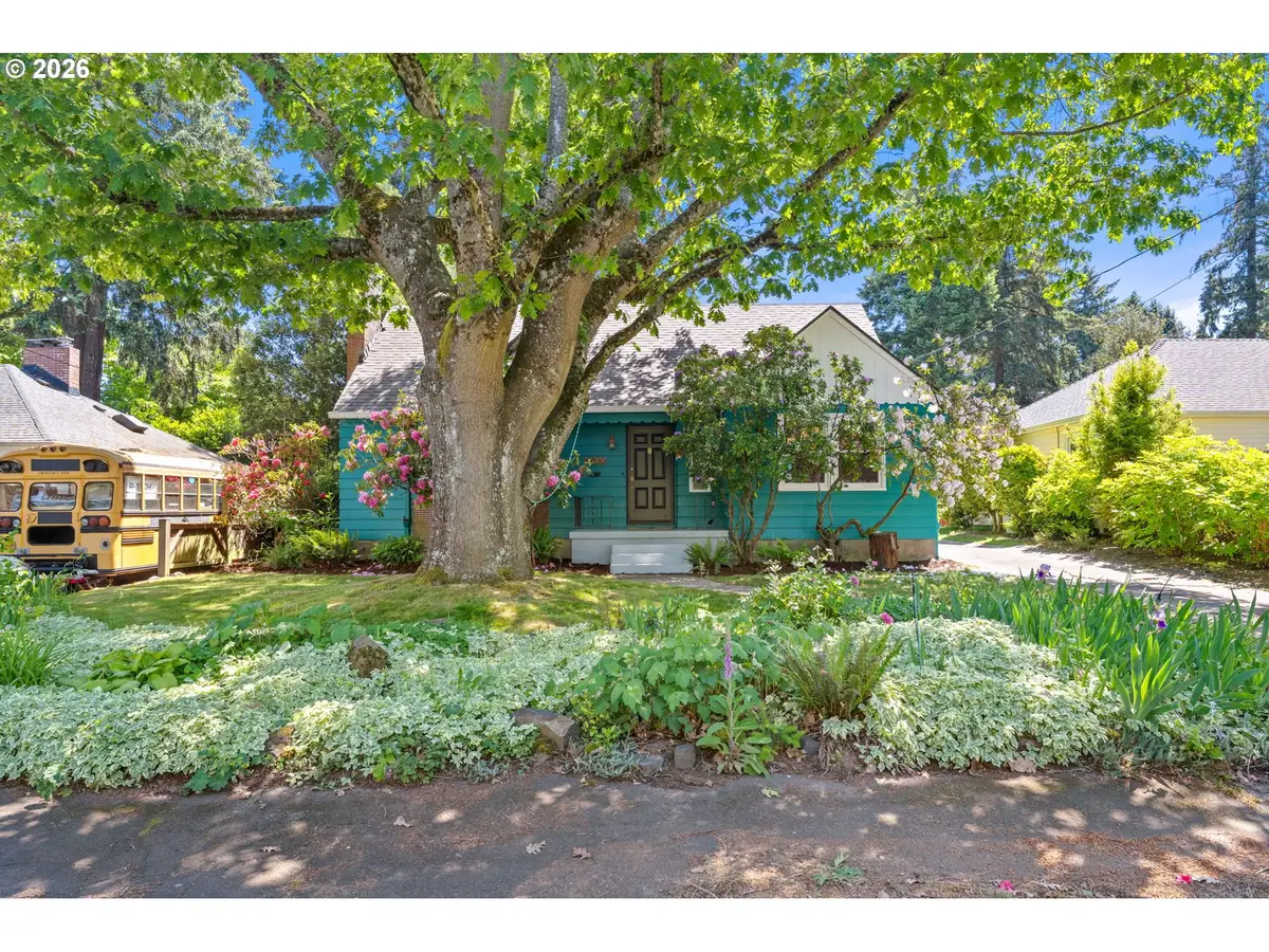 10030 NE Skidmore St, Portland, OR 97220 - #1