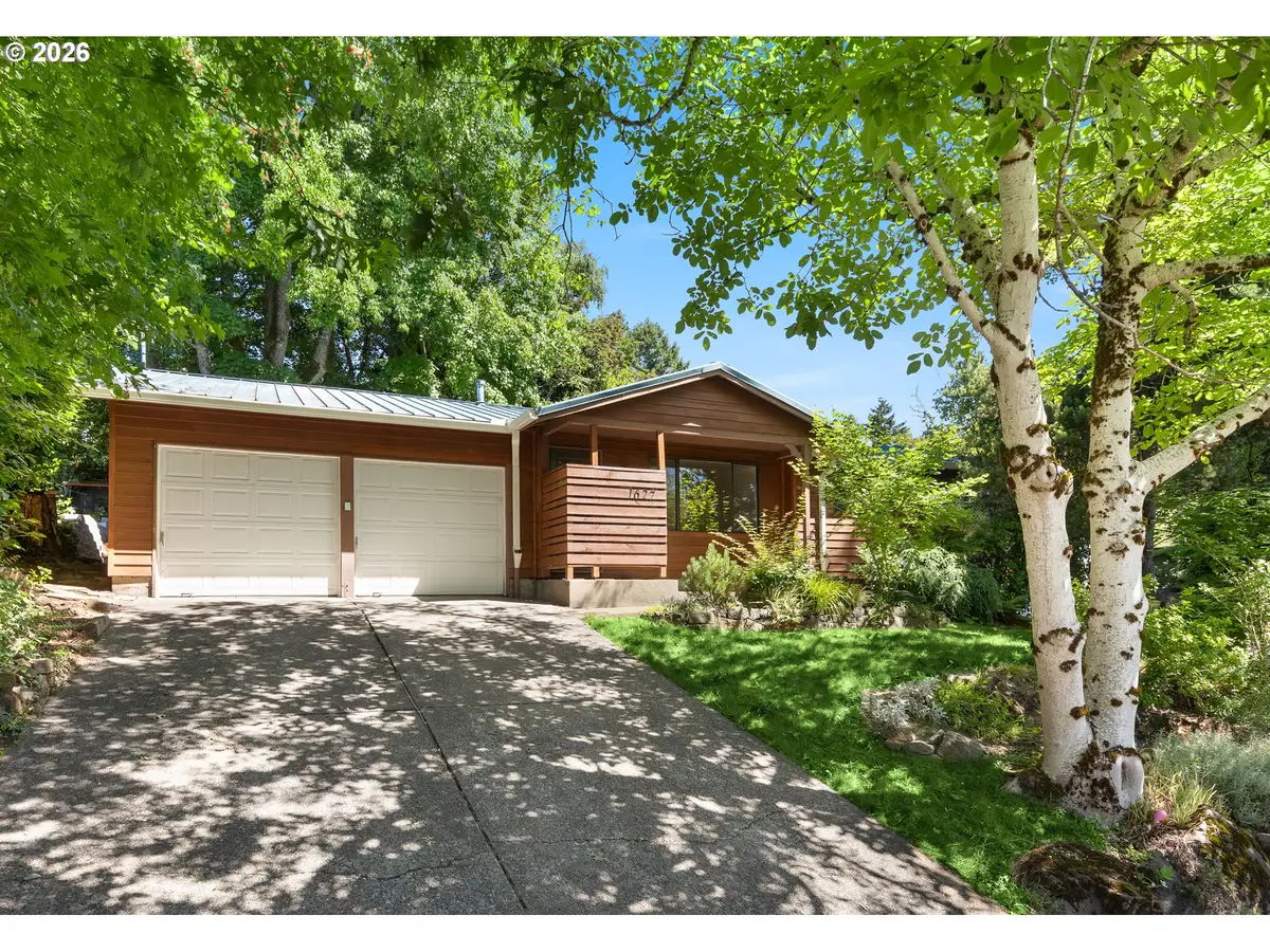 1627 SW Troy St, Portland, OR 97219 - #1